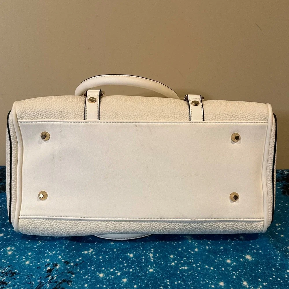 Michael Kors White bedord legacy purse with strap
